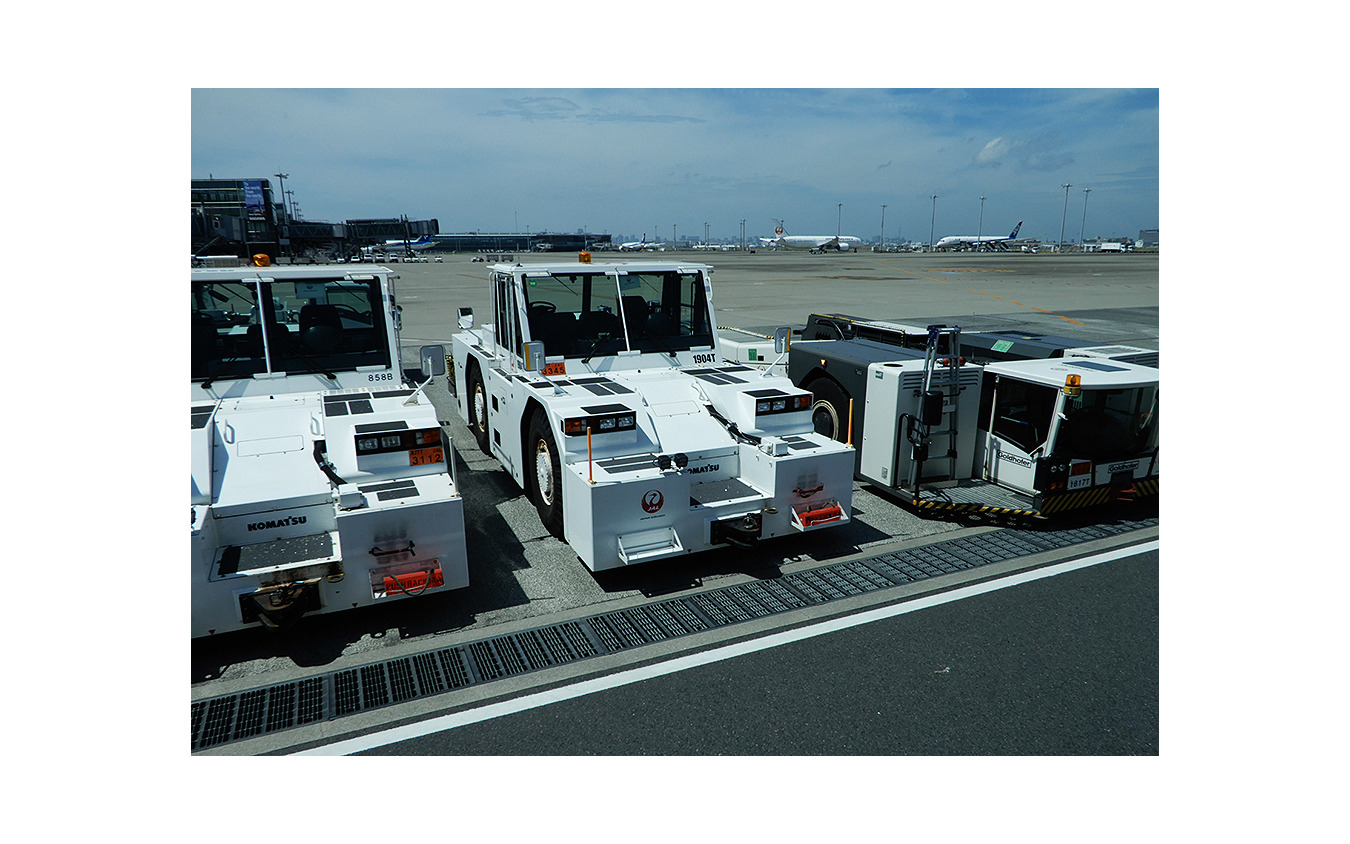 はとバス「羽田空港ベストビュードライブ」。写真はメディア公開時