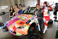 【MX-5カップジャパン 第3戦】リアル玲紋ちゃんがレスポンスチームの応援に登場…チームを3位に導く 画像