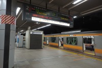 関東圏も終夜運転を全面自粛…関西圏では臨時列車や終電延長も中止へ 画像