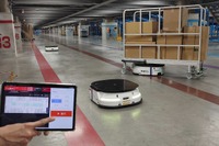 大規模物流センターに自動搬送ロボットを導入　LexxPlussと佐川急便 画像