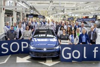 VW ゴルフ が表情チェンジ…改良新型の生産開始 画像