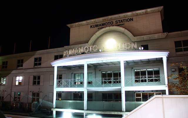 鹿児島本線は熊本以北の運転を再開した。写真は熊本駅。