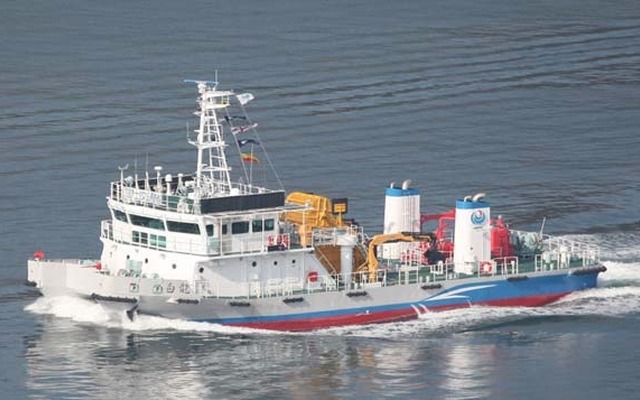 海洋環境整備船「白龍」