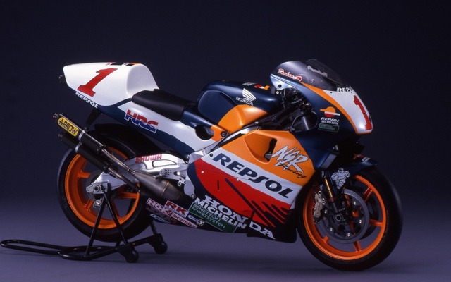 ホンダ NSR500（1997年）【ライダー：ミック・ドゥーハン】ロードレース世界選手権500ccクラスシリーズチャンピオン