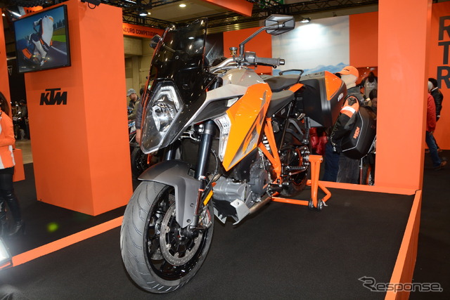 KTM 1290 SUPER DUKE GT（東京モーターサイクルショー16）