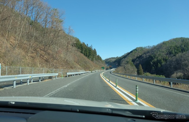 福島・阿武隈道路をクルーズ中。こういった道における新型インプレッサのクルーズ感はスウィートそのものだった。