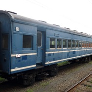 日本ナショナルトラスト保有の客車3両は引き続き大井川鐵道のSL列車『かわね路号』に連結して使用される。写真はスハフ43 3。