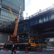 銀座線渋谷駅工事（11月5日）。画面左奥はヒカリエ。