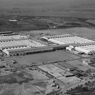 高岡工場完成時の空撮写真