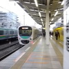 プレミアムフライデー号を担った30000系38102F（西武新宿駅、2月24日）