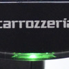 LEDを使ったエコステータスの表示。緑色は燃費に良い走行をした時に表示。判定は内蔵のセンサーを使って行われる