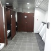 福島駅のトイレは改良済み。2016年度末までに大阪環状線のほぼ全ての駅でトイレのリニューアルを行う。