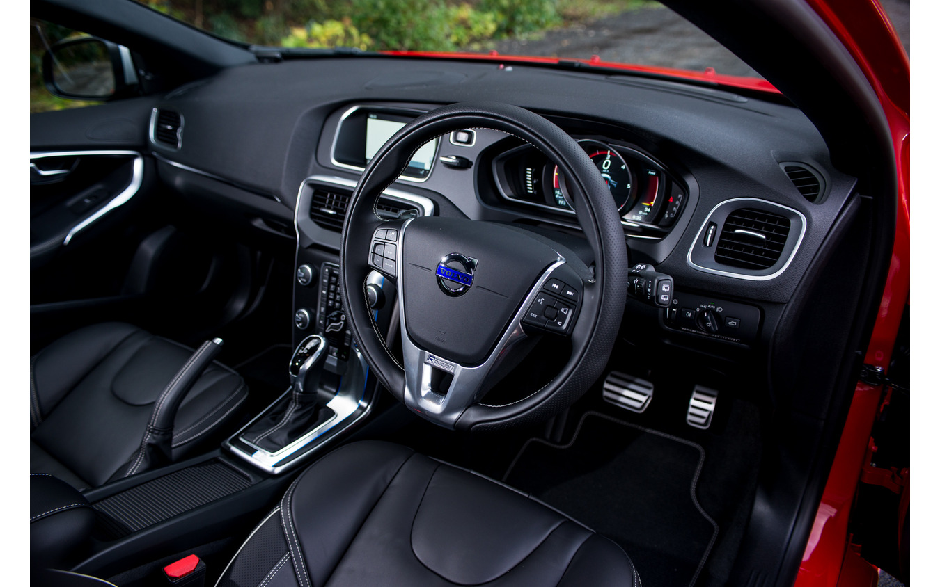 輸入車 ディーゼルの実燃費ランキング ボルボ V40 D4がトップ E燃費調べ レスポンス Response Jp