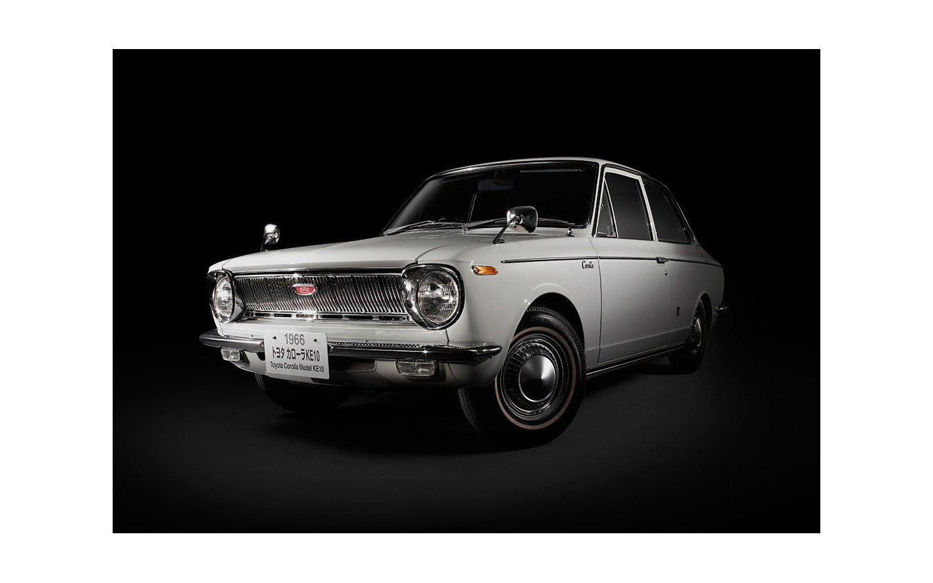 トヨタ カローラ 生誕50年記念特別仕様車を発売 初代の赤シートを再現 レスポンス Response Jp トヨタ カローラ 生誕50年記念特別仕様車を発売 初代の赤シートを再現 レスポンス Response Jp