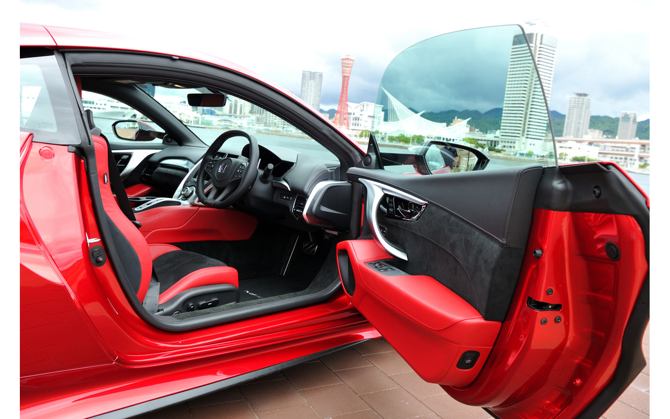 ホンダ Nsx 試乗 この高価なクルマを どうしたらここまで残念な感じにできるのか 岩貞るみこ レスポンス Response Jp ホンダ Nsx 試乗 この高価なクルマを どうしたらここまで残念な感じにできるのか 岩貞るみこ レスポンス Response Jp