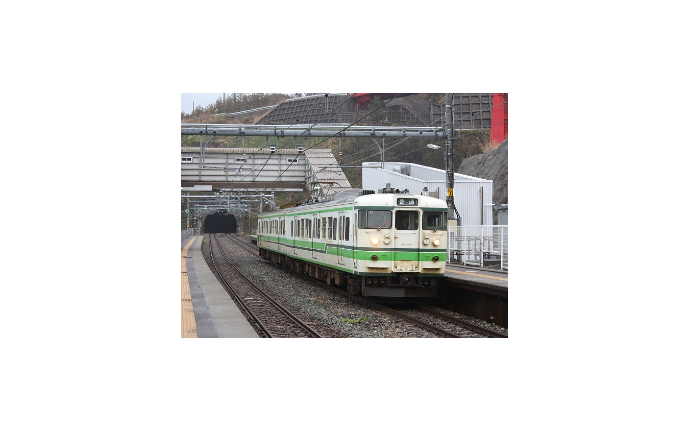 Jr東日本 黄赤の 新潟色 電車を復活 17年1月デビュー レスポンス Response Jp