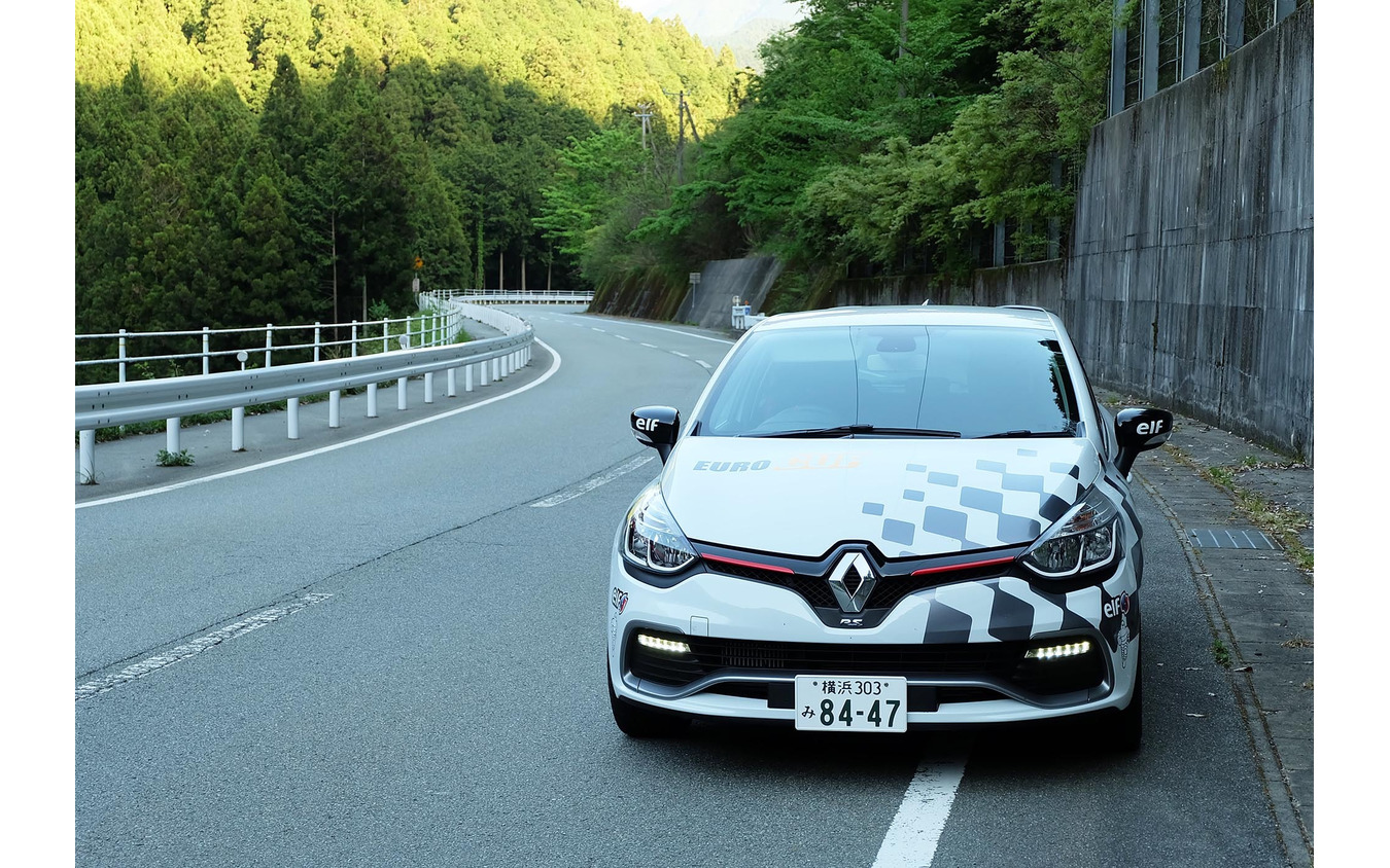ルノー ルーテシア R S 1700km試乗 ファンな操縦性は他を寄せつけない 井元康一郎 レスポンス Response Jp ルノー ルーテシア R S 1700km試乗 ファンな操縦性は他を寄せつけない 井元康一郎 レスポンス Response Jp
