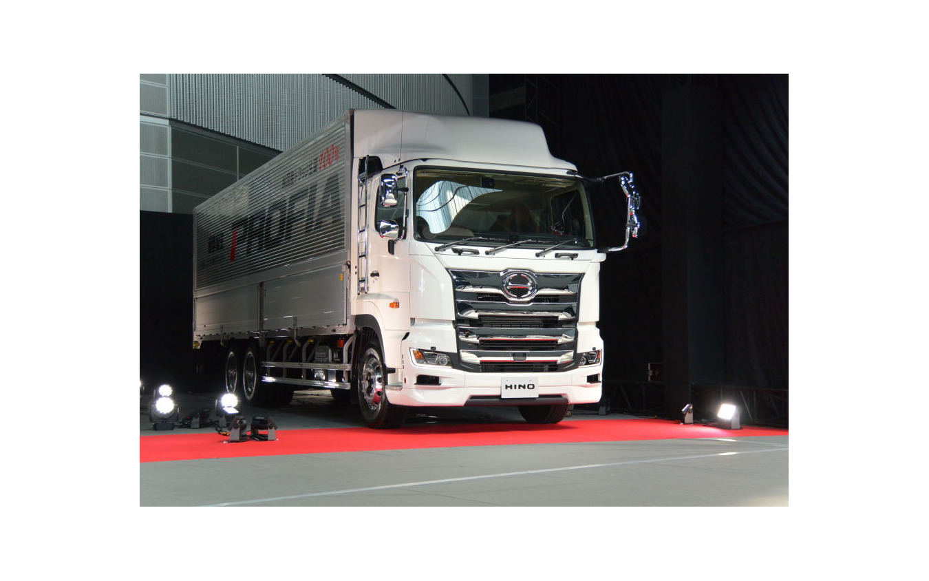 日野 プロフィア 新型 内外装一新 エンジンはダウンサイズ化 14年ぶり全面改良 レスポンス Response Jp 日野 プロフィア 新型 内外装一新 エンジンはダウンサイズ化 14年ぶり全面改良 レスポンス Response Jp