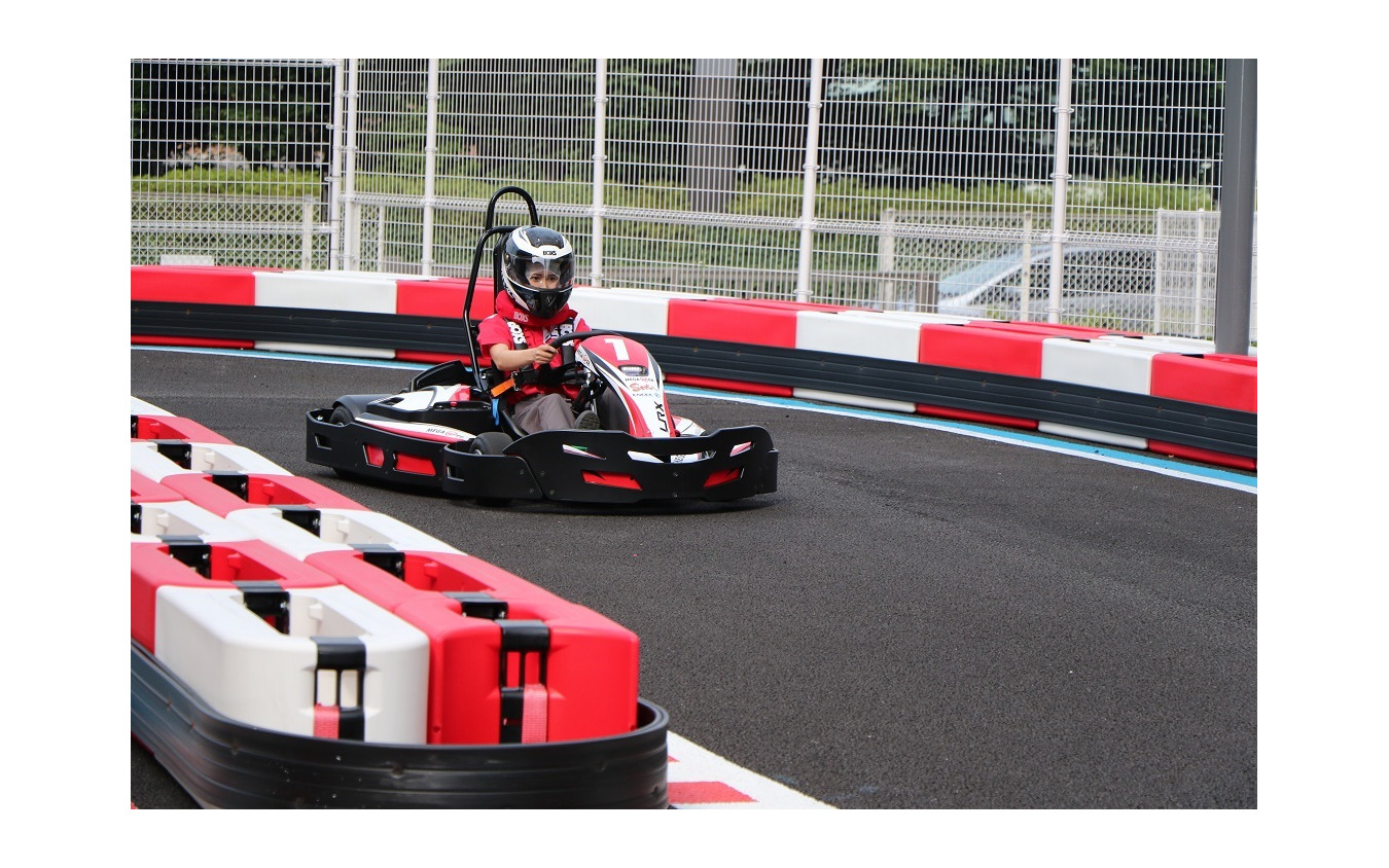 小学生から楽しめる 電動カートがメガウェブにオープンへ イーカートライド レスポンス Response Jp