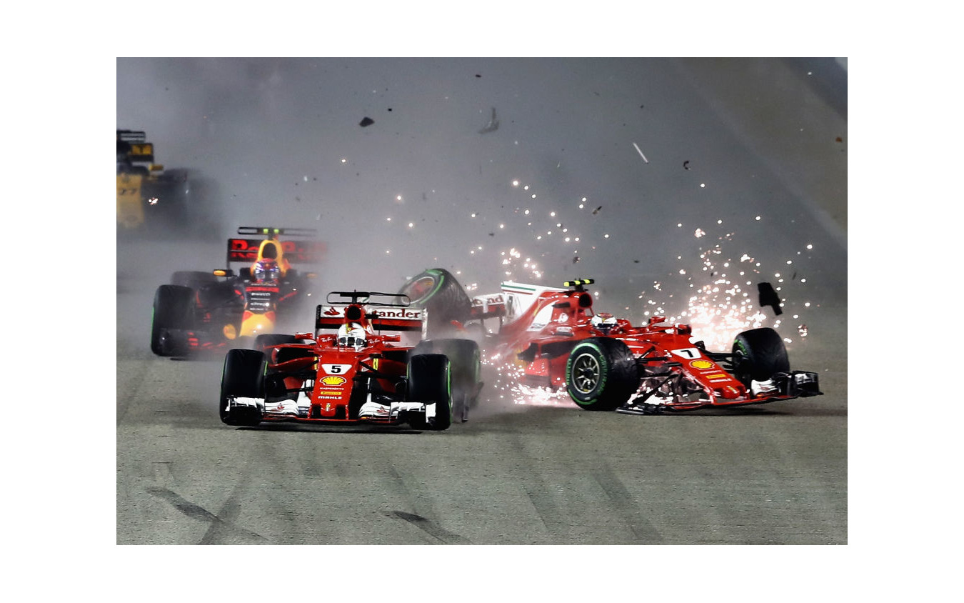 F1 シンガポールgp スタート直後の大波乱でフェラーリ2台リタイア ハミルトンが今季7勝目 レスポンス Response Jp