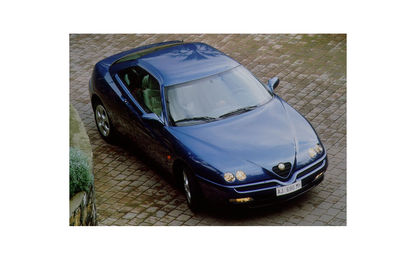 アルファロメオ Gtv と 8c 復活へ Suvのラインナップも強化 レスポンス Response Jp