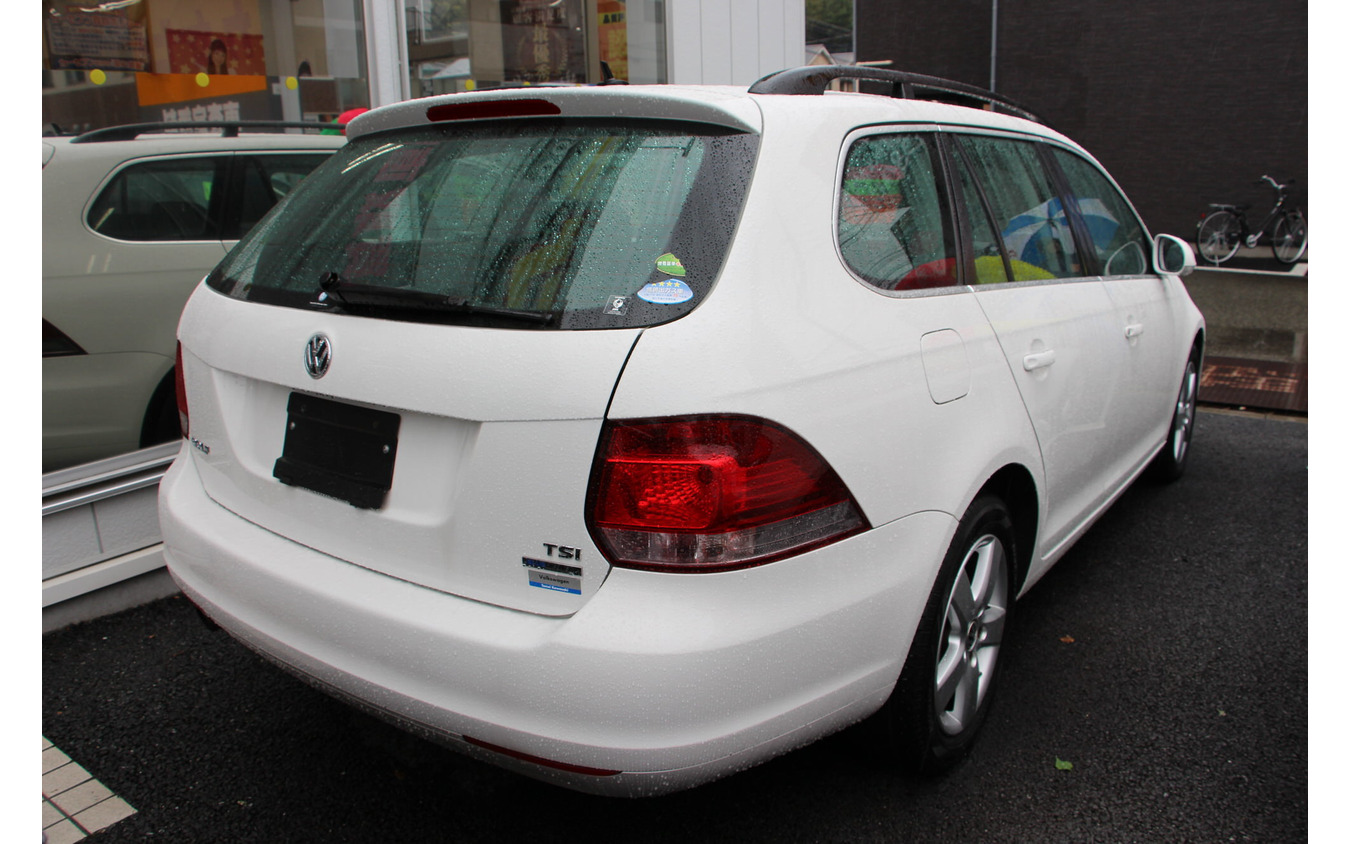 BMW 120i（カーセブン宮崎台店）