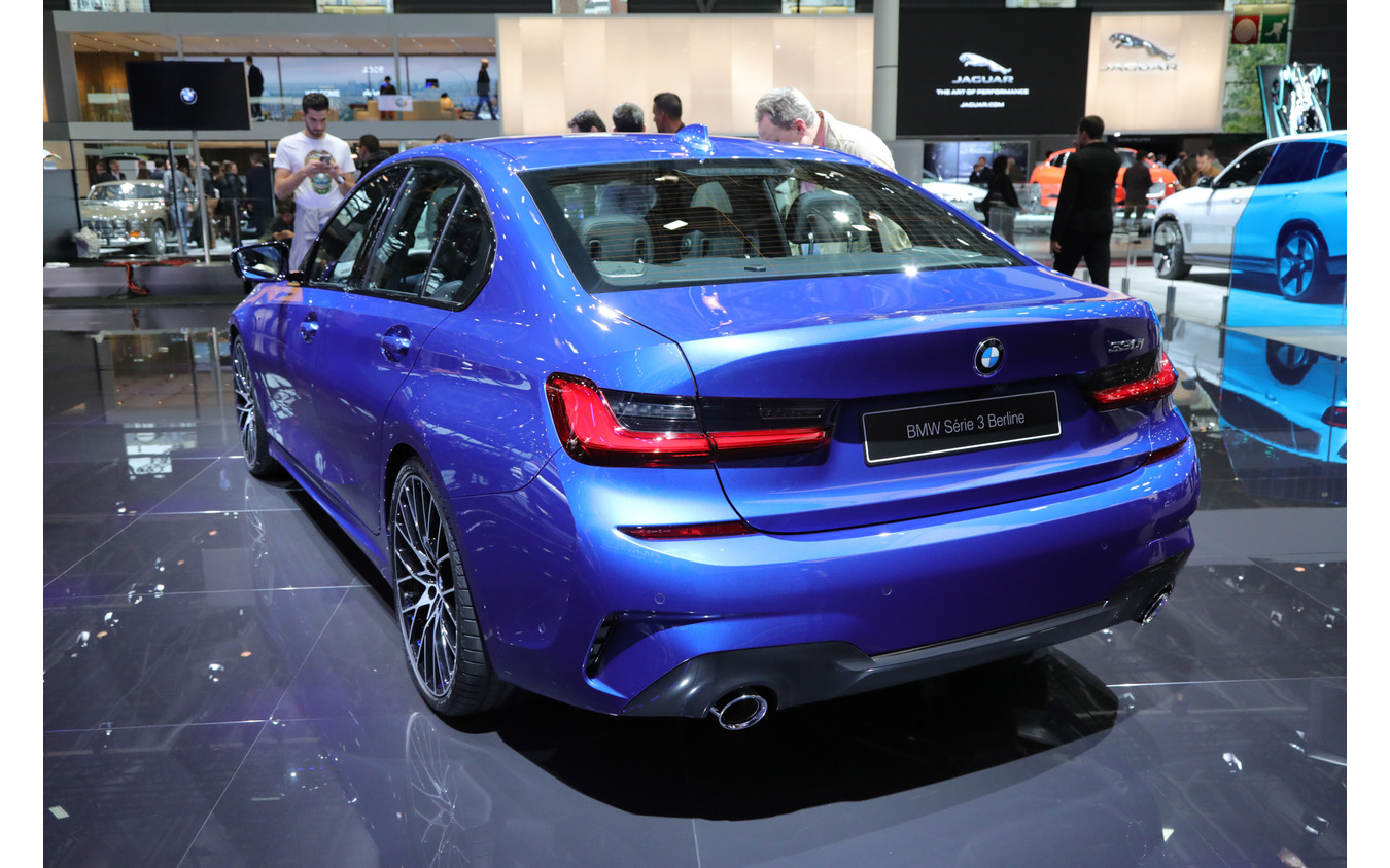BMW 3シリーズ 新型「330i」 (パリモーターショー2018)