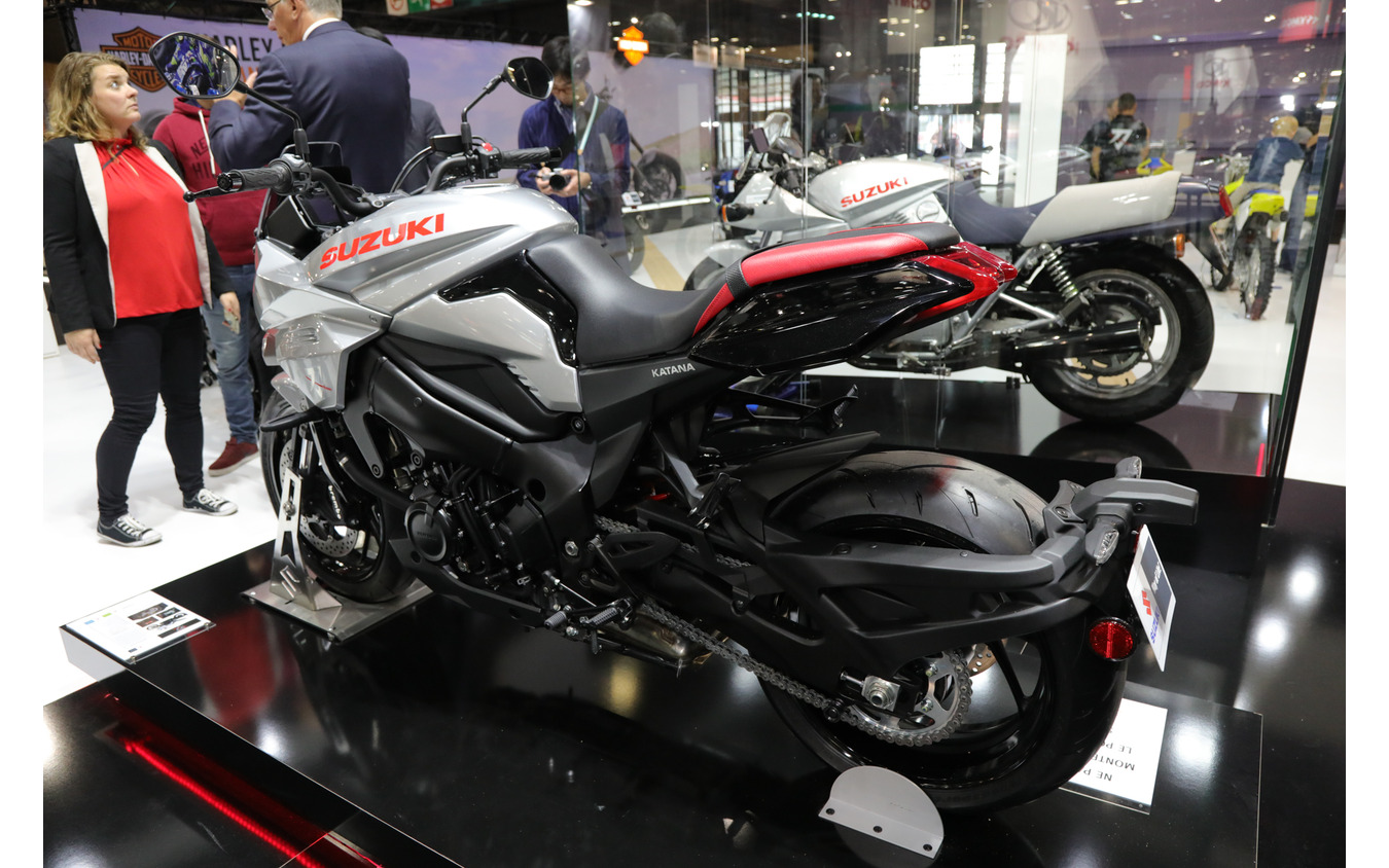 スズキ カタナ 新型(パリモーターショー2018)