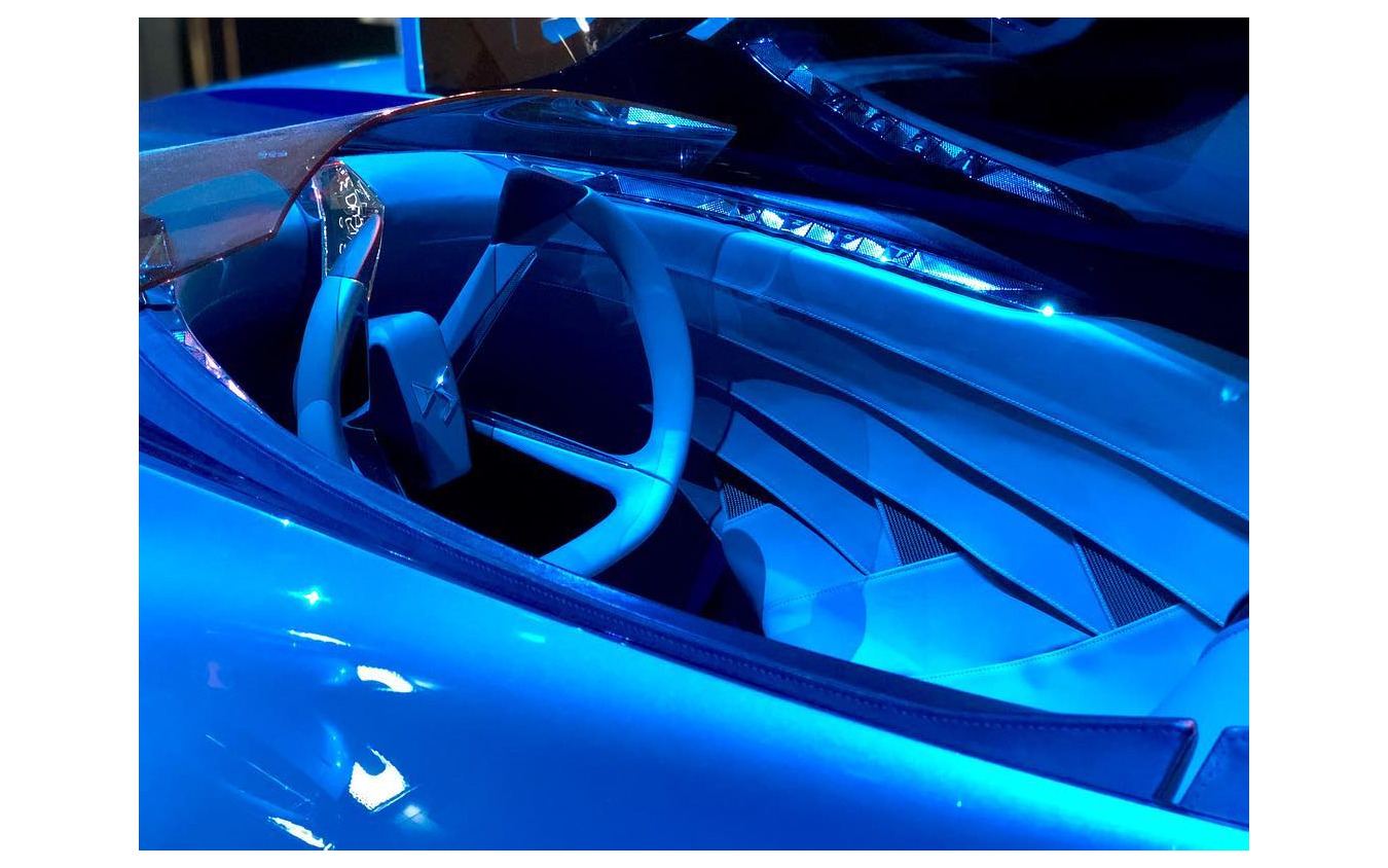 DS の X E-Tense(パリモーターショー2018)
