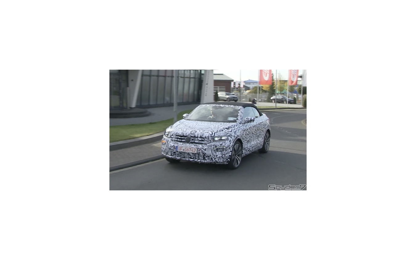【動画】実車が走った!VW初のSUVオープン、「T-Rocカブリオレ」
