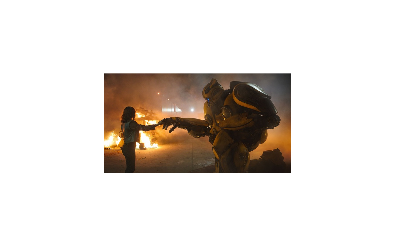 『バンブルビー』(C)2018 Paramount Pictures. All Rights Reserved. HASBRO, TRANSFORMERS,and all related characters are trademarks of Hasbro. (C)2018 Hasbro. All Rights Reserved.