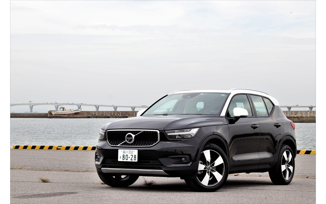 ボルボ XC40