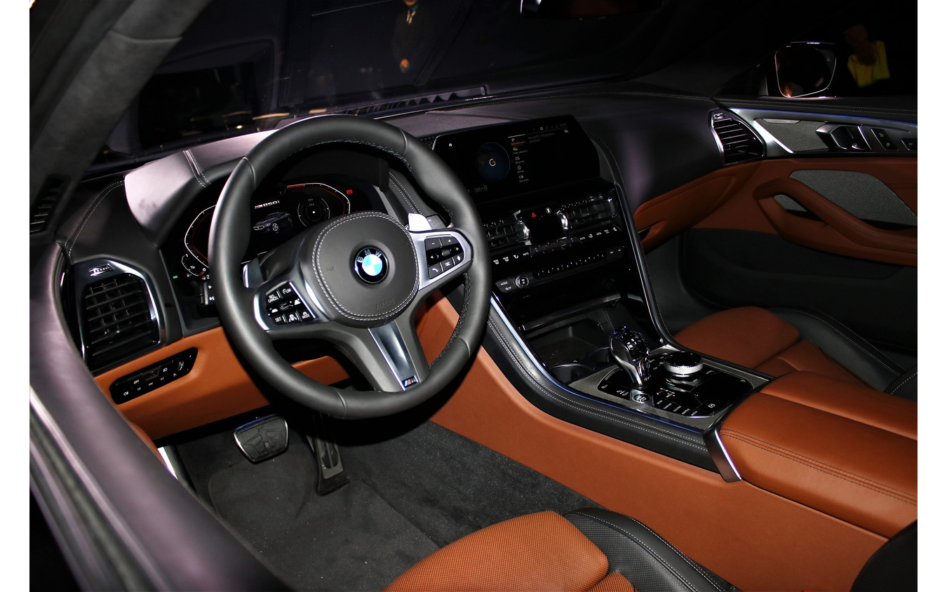 BMW 8シリーズ