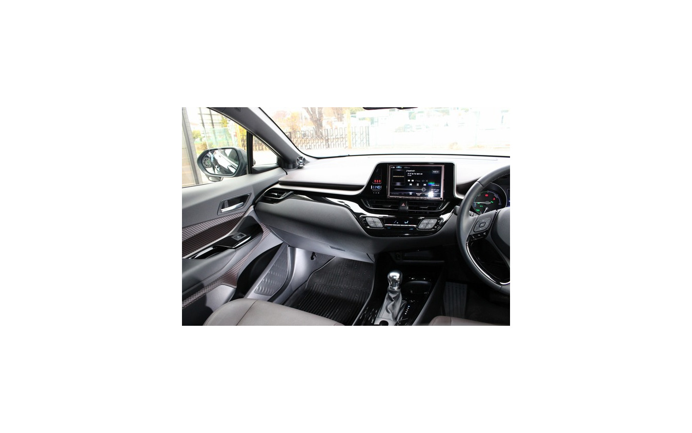 car audio newcomer! トヨタ C-HR(オーナー:平田七海さん) by サウンドエボリューション・ログオン 後編