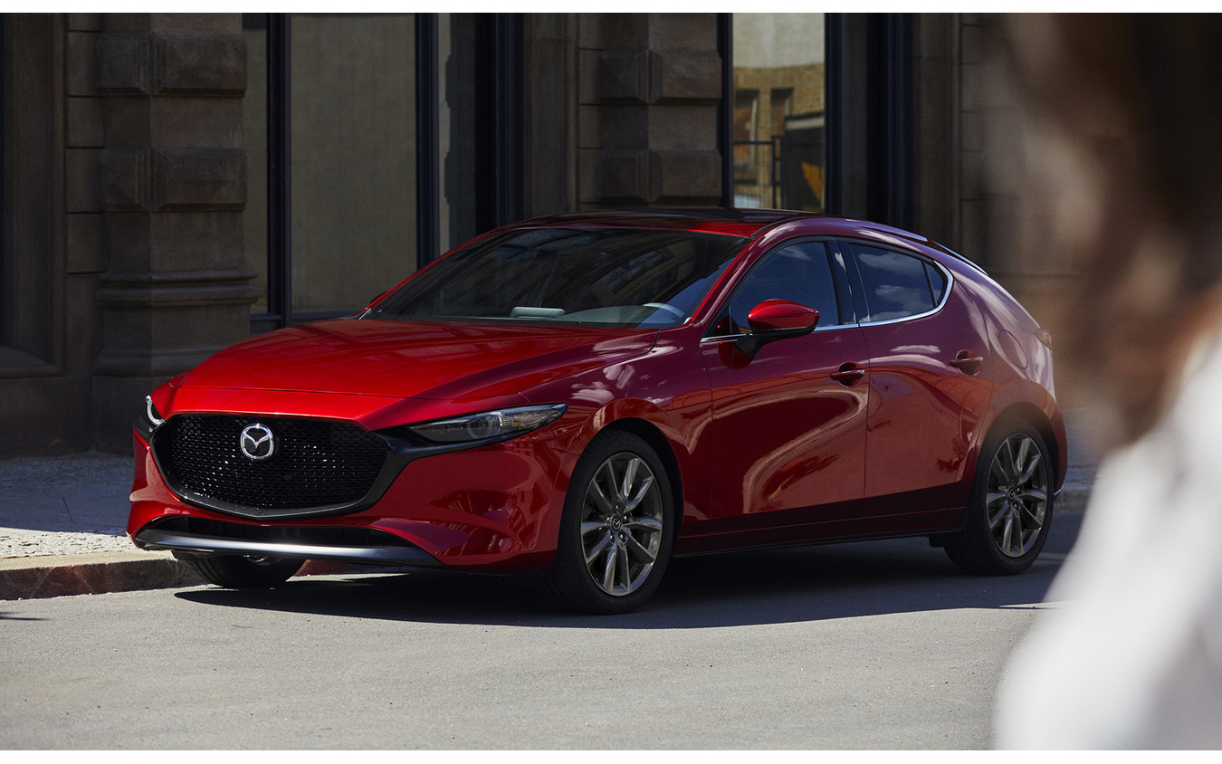 マツダは、新型SUVを近く発表、量産するという。 写真は新世代第一弾のMazda 3(北米仕様)
