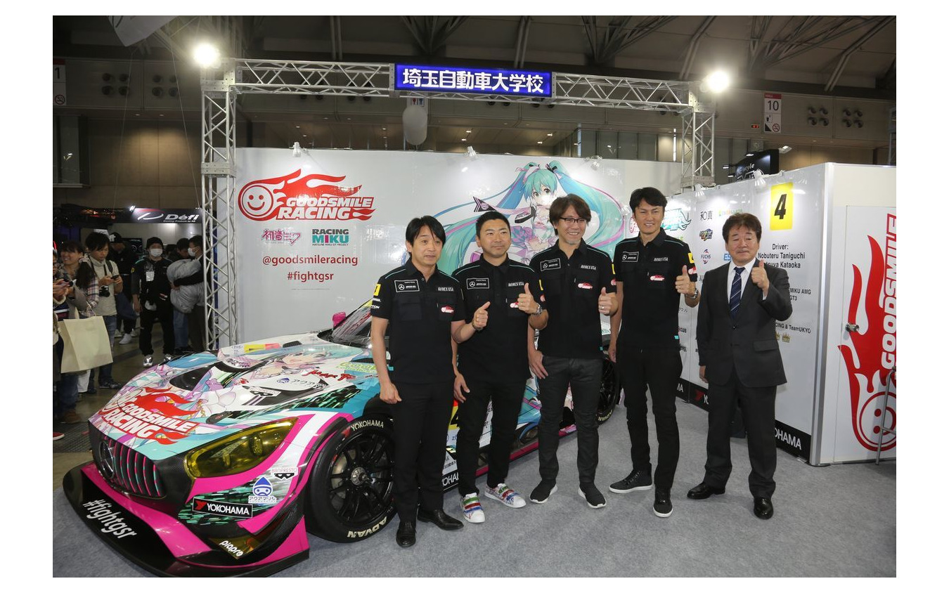 グッドスマイルレーシング、杏仁豆腐が描いた初音ミクのSUPER GT参戦マシンを初公開…東京オートサロン2019 |  レスポンス（Response.jp）