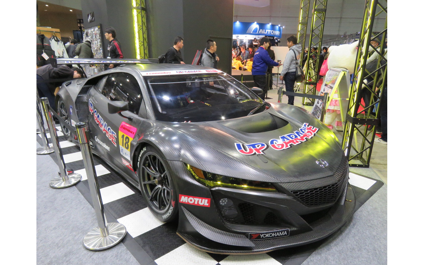 UPGARAGE（#18）は今季、NSX GT3にスイッチ。