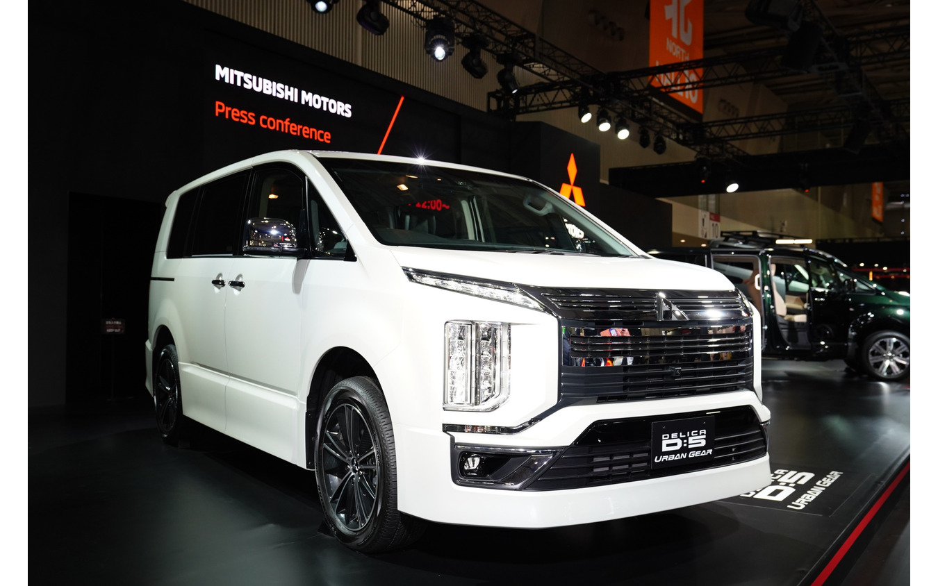 三菱デリカD:5 新型アーバンギア(東京オートサロン2019)