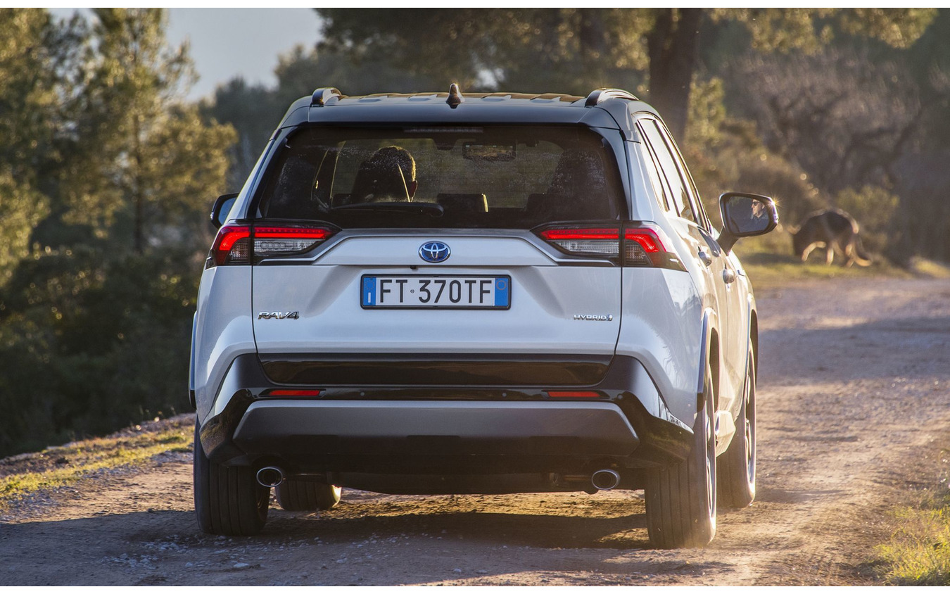 トヨタRAV4ハイブリッド 新型(欧州仕様)