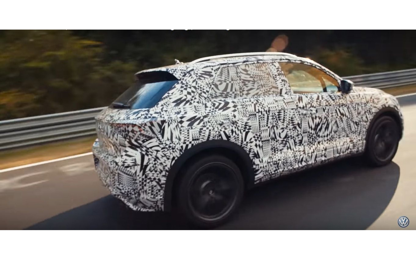 フォルクスワーゲン T-Roc R のプロトタイプ(動画キャプチャ)
