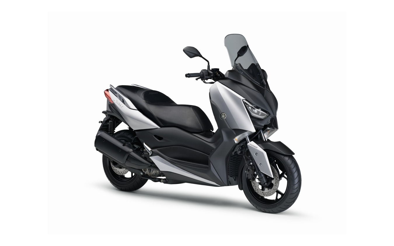 ヤマハ XMAX ABS(マットシルバー)