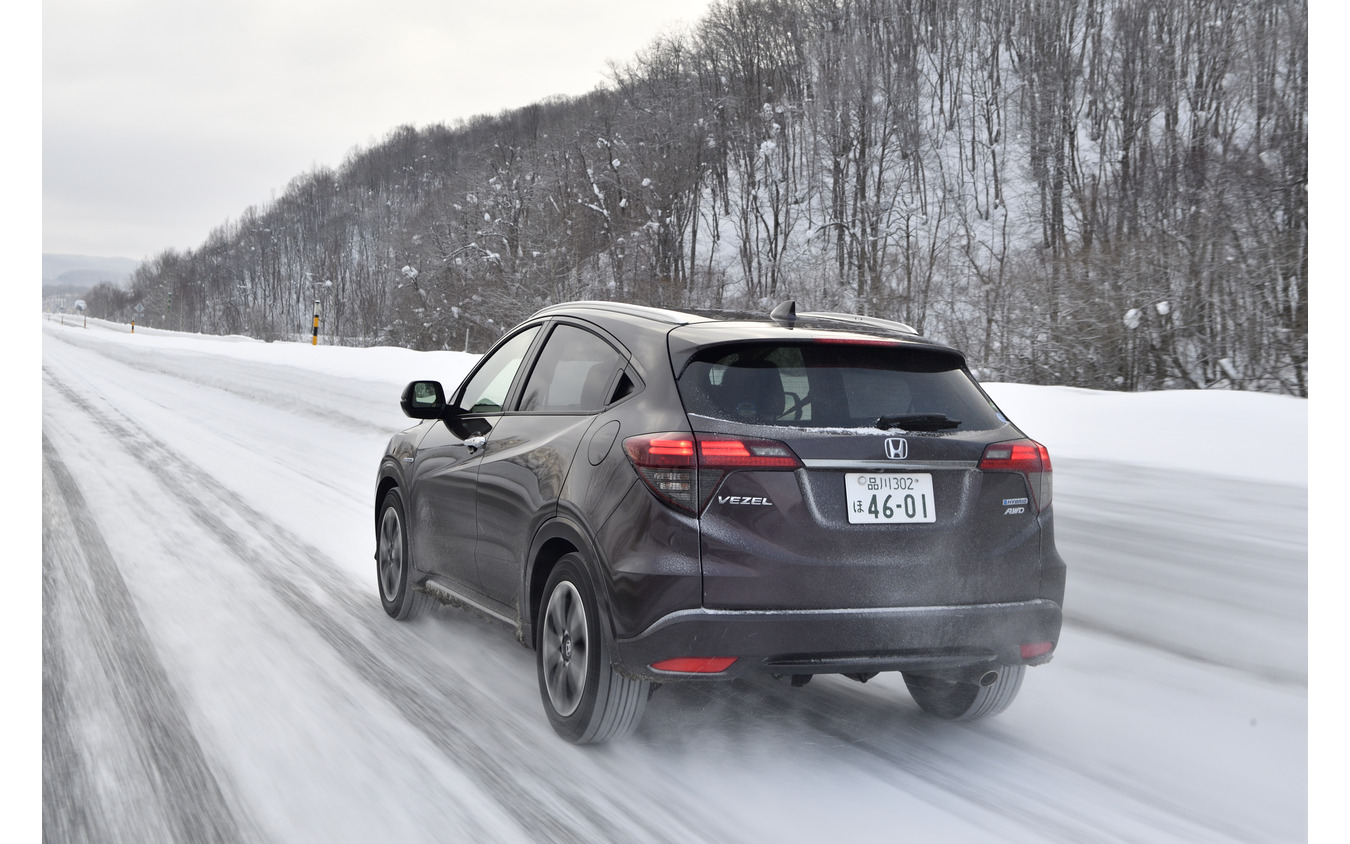 【ホンダ ヴェゼル Modulo仕様 雪上試乗】“雪道”前提ではなく、普通に運転できてしまう…佐藤久実