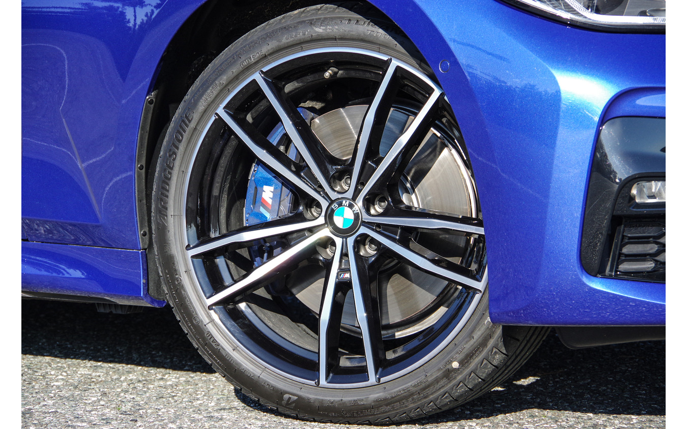 BMW 3シリーズ 新型(330i Mスポーツ)