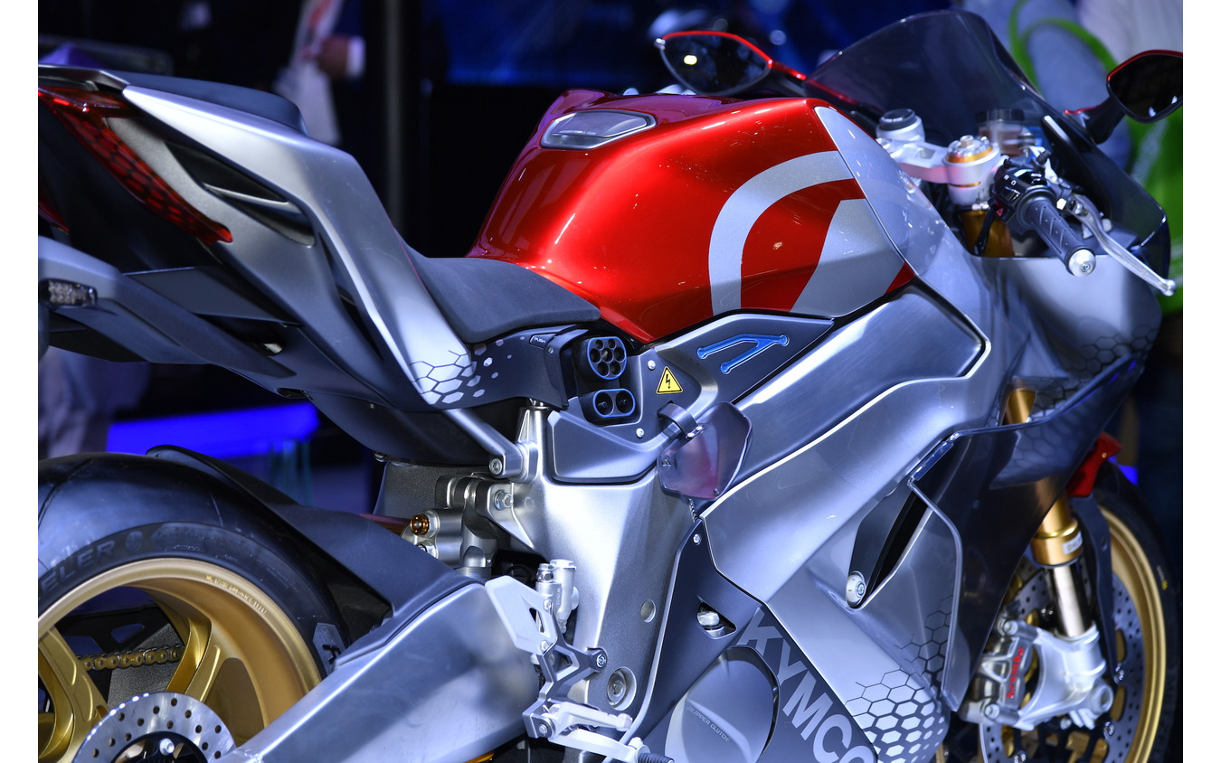 キムコ・スーパーNEX(東京モーターサイクルショー2019)