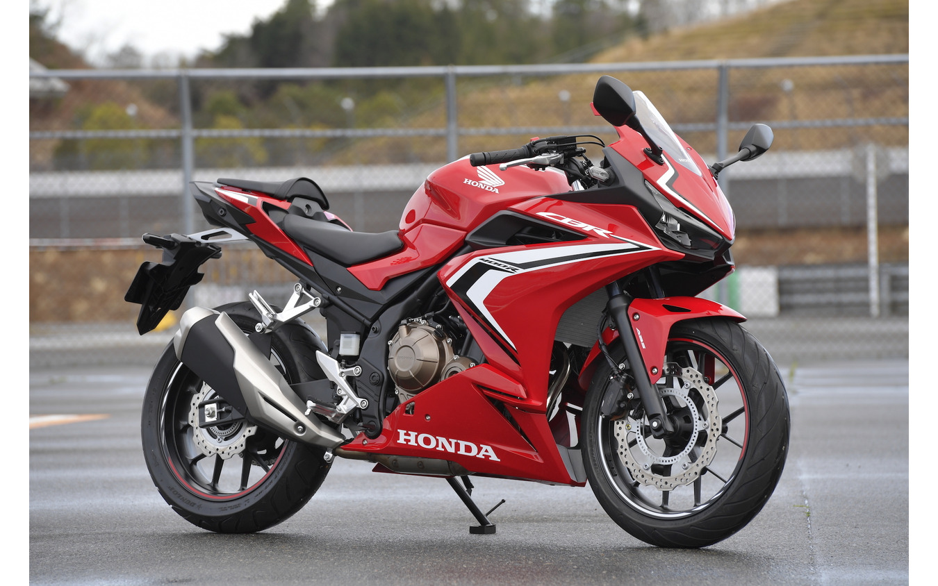 400ccは絶滅危惧種 それでも進化するホンダの ヨンヒャク Cbr400r 開発者インタビュー 4枚目の写真 画像 レスポンス Response Jp 400ccは絶滅危惧種 それでも進化するホンダの ヨンヒャク Cbr400r 開発者インタビュー 4枚目の写真 画像 レスポンス Response Jp