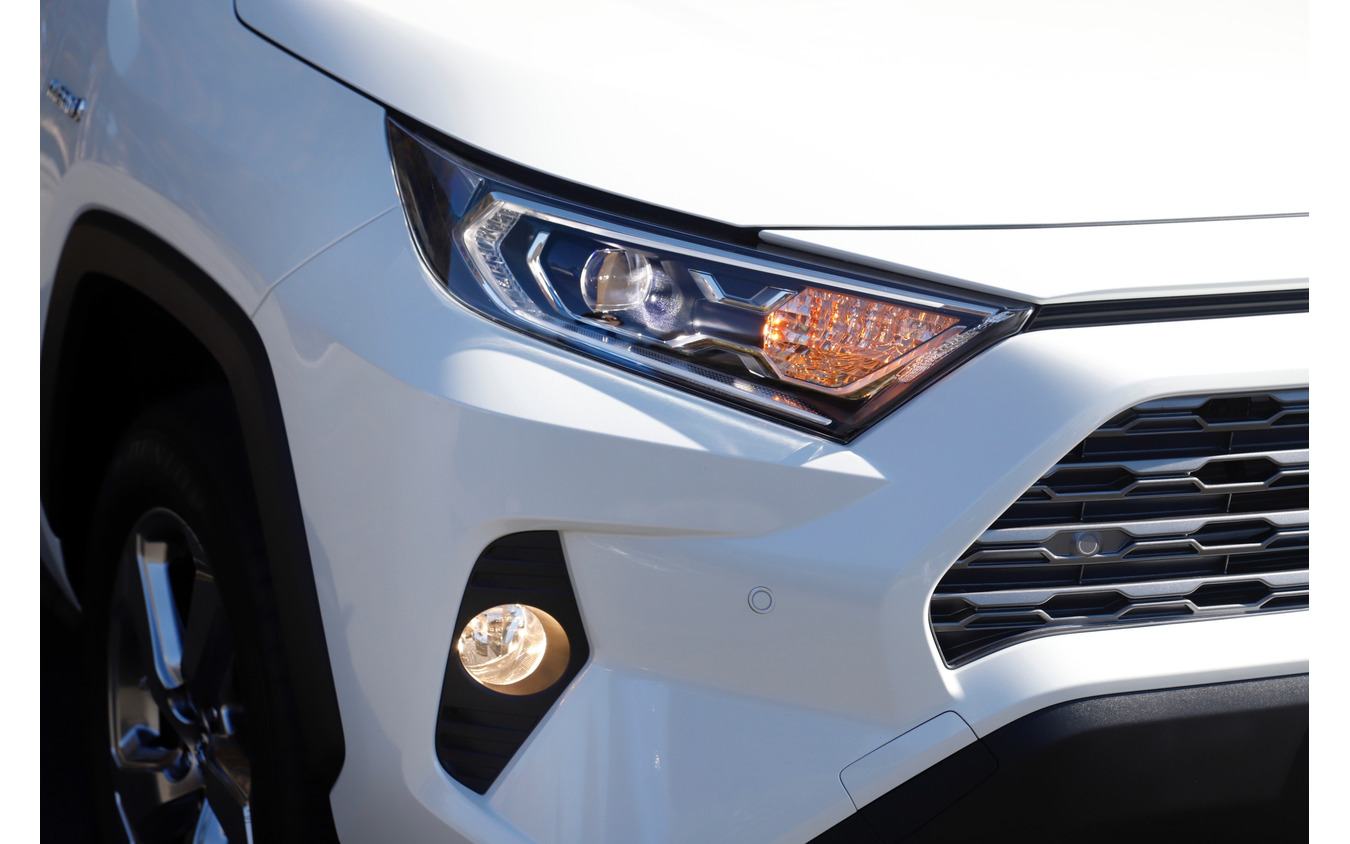 トヨタ RAV4 新型】 ハイブリッド4WDモデルには新型E-Four搭載［詳細 