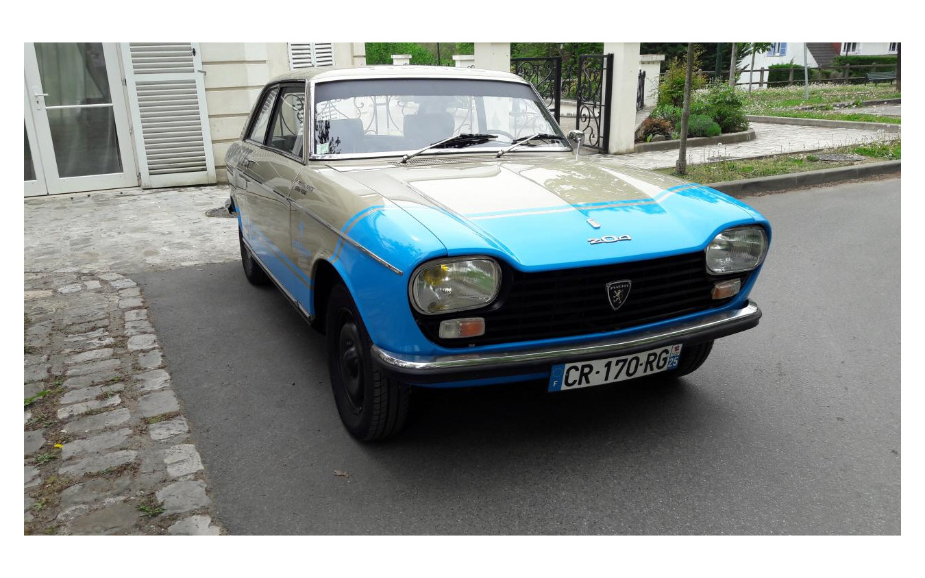 プジョーのクラシッククーペ2台 フランス国内2500km走破へ 名車 4 と 504 レスポンス Response Jp プジョーのクラシッククーペ2台 フランス国内2500km走破へ 名車 4 と 504 レスポンス Response Jp