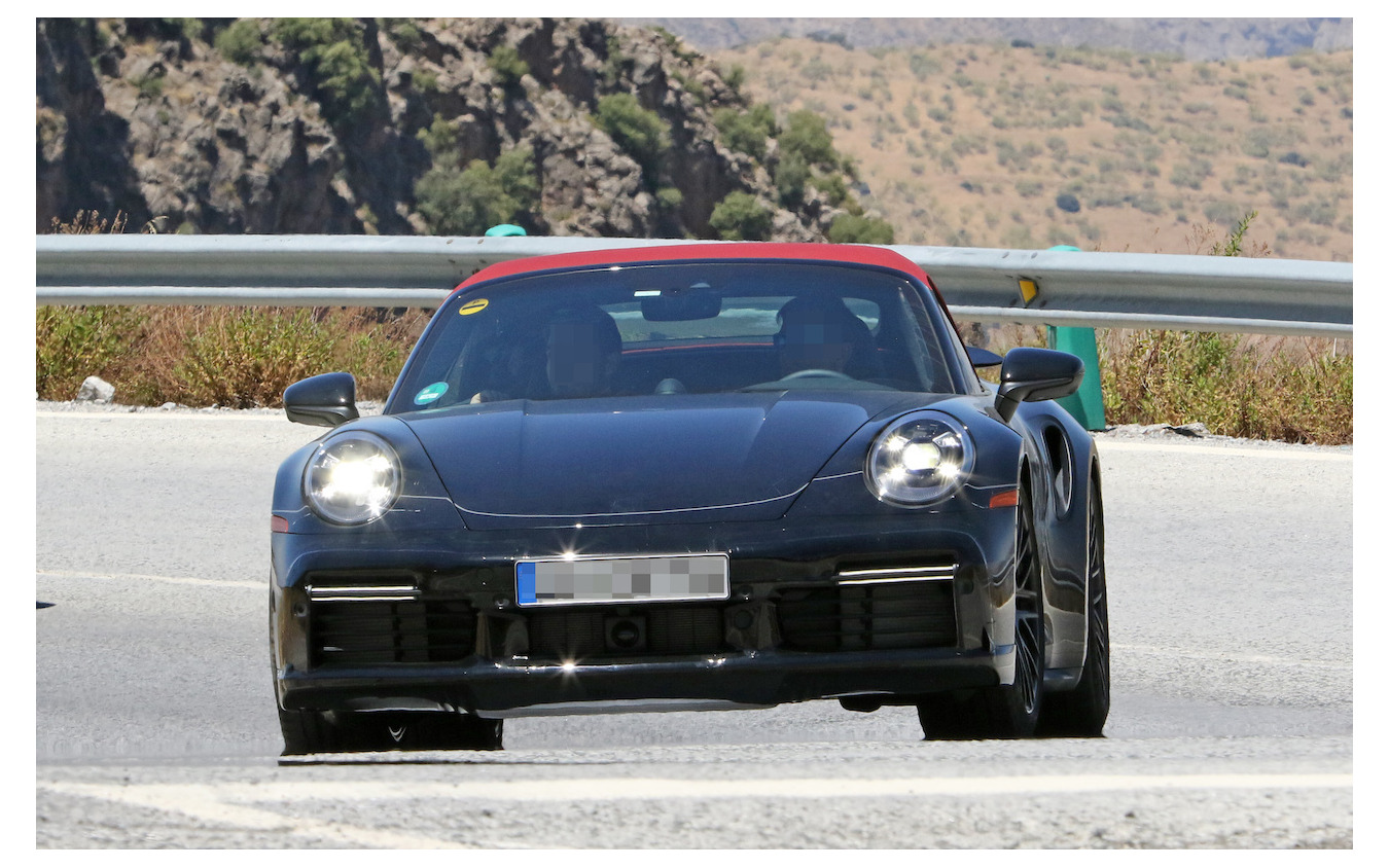 ポルシェ 911ターボ カブリオレ 新型プロトタイプ(スクープ写真)