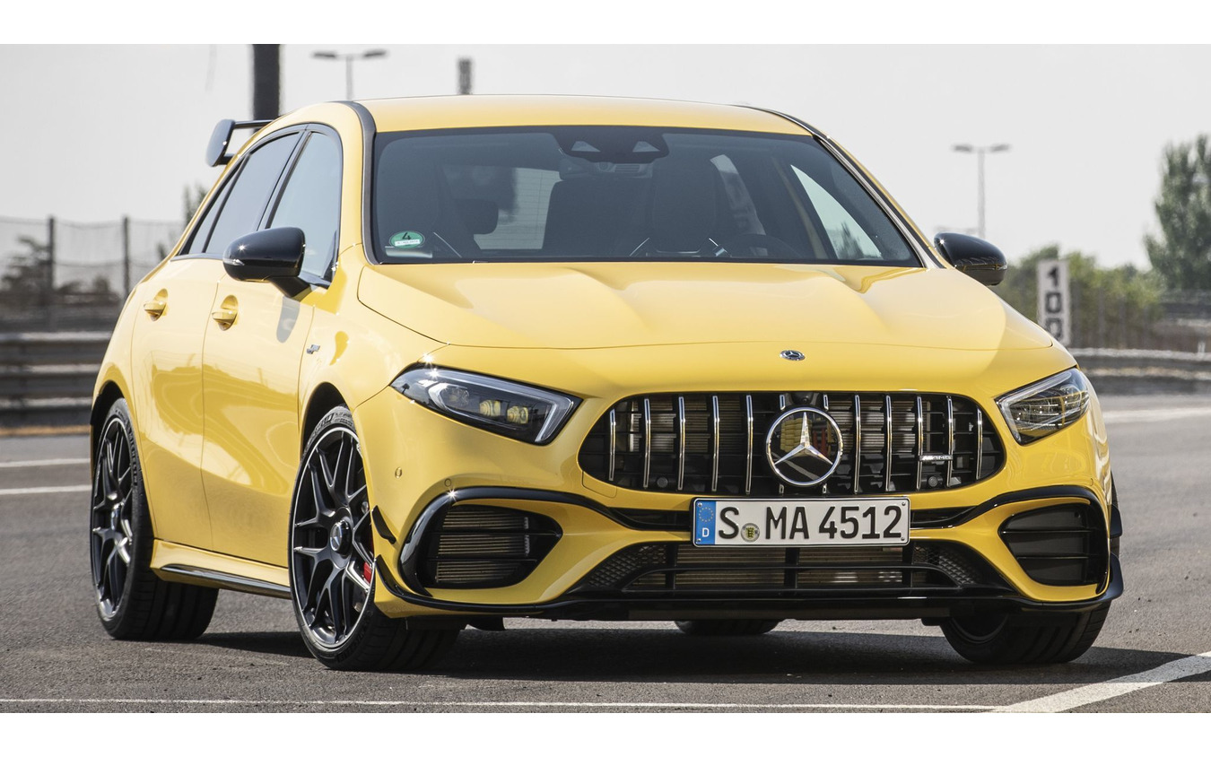 メルセデスAMG A45 S 4MATIC+ 新型