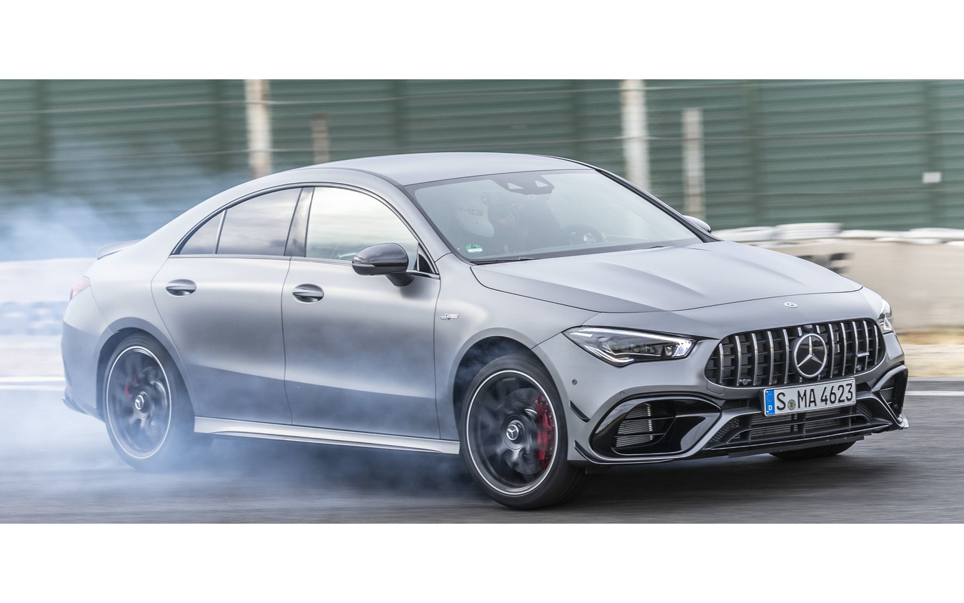 メルセデスAMG CLA45 S 4MATIC+ 新型